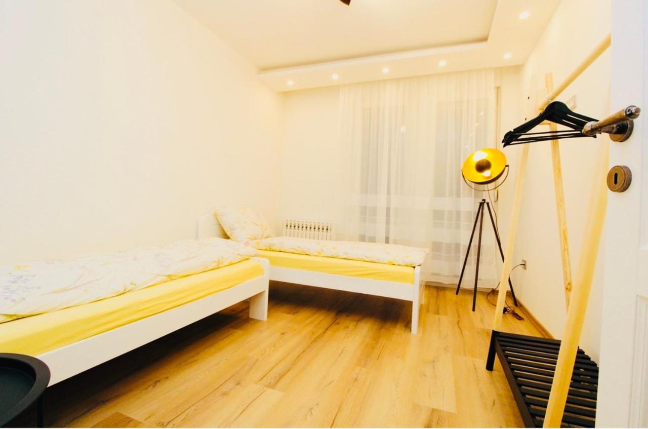 Apartman Centar Sa Sigurnim Parkingom SJJ Exteriér fotografie