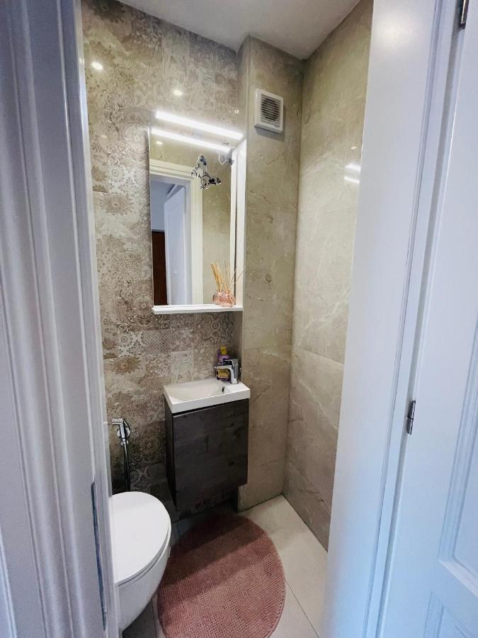 Apartman Centar Sa Sigurnim Parkingom SJJ Exteriér fotografie